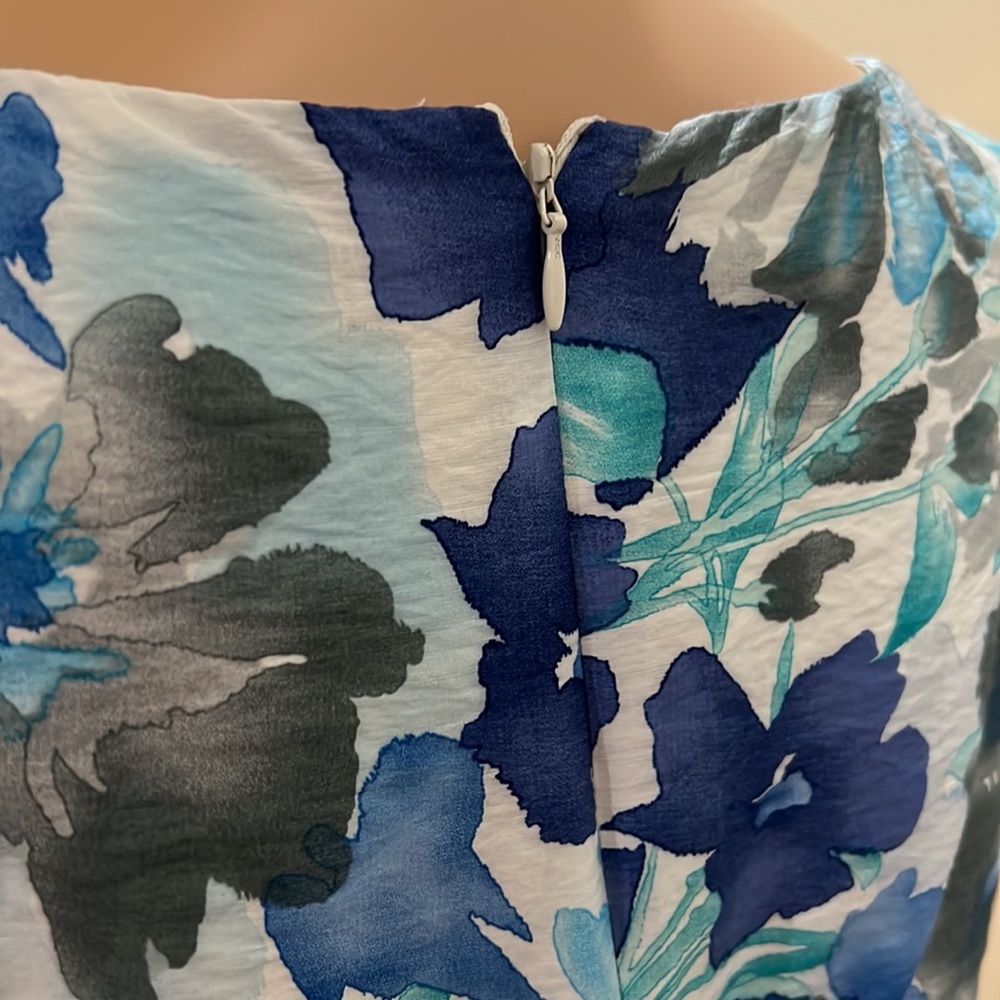 Adrianna Papell Dress - Picture 4 of 5